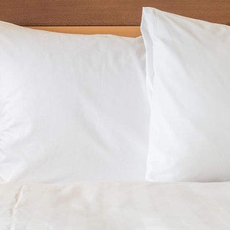 Holiday Inn Express Hotel & Suites Antigo By Ihg Exteriör bild