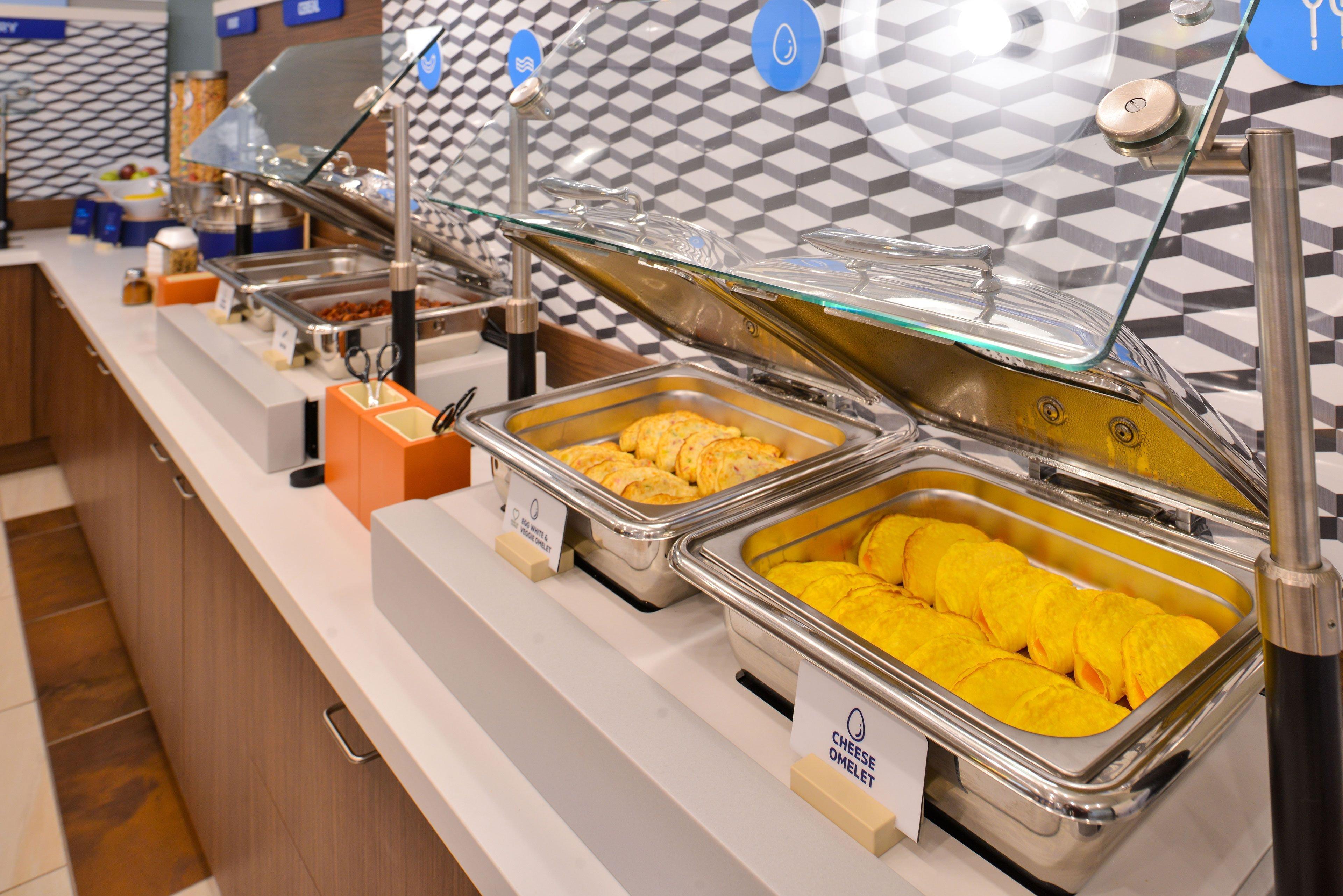 Holiday Inn Express Hotel & Suites Antigo By Ihg Exteriör bild